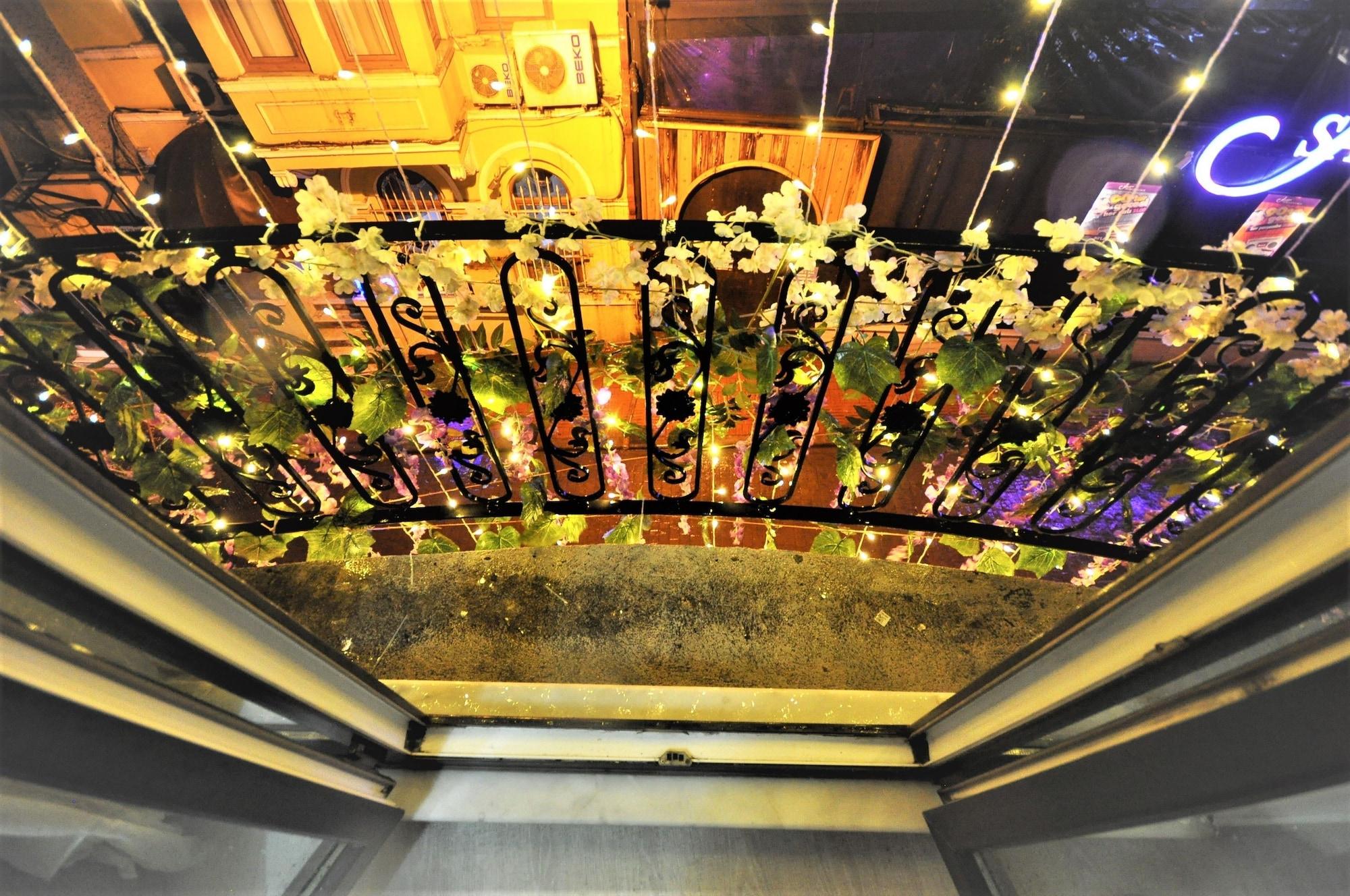 The Beyoglu House Hotell Istanbul Exteriör bild