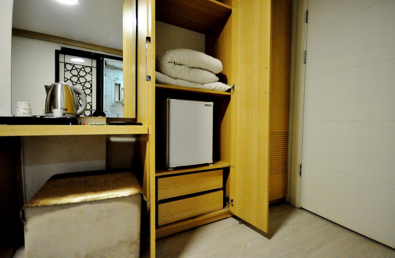 The Beyoglu House Hotell Istanbul Exteriör bild